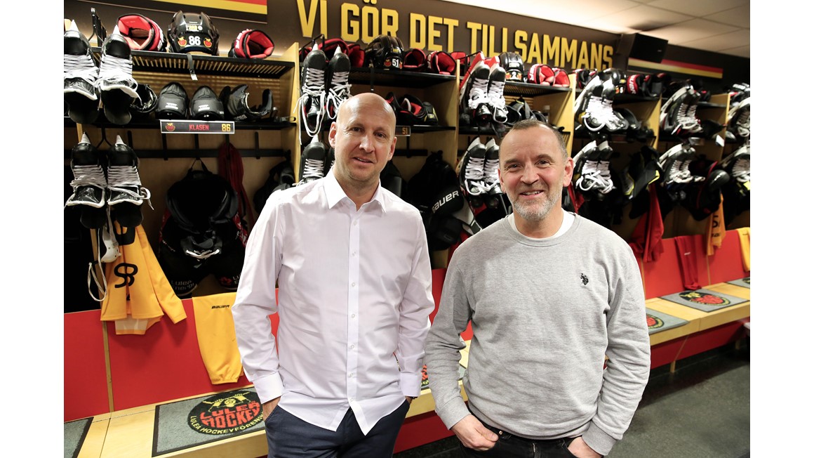 Christoffer Bergfors och herrarnas huvudtränare tillika Luleå Hockey-profilen Thomas "Bulan" Berglund